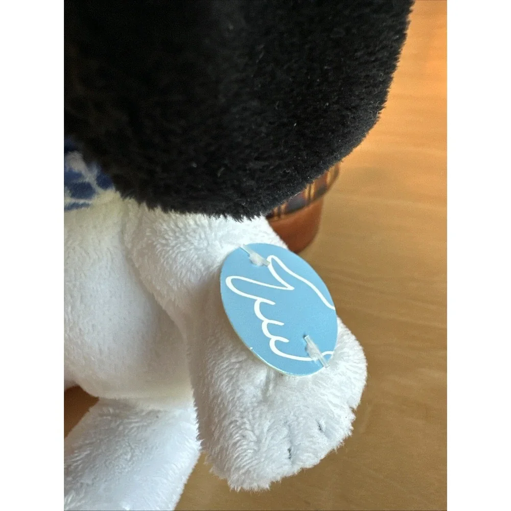 Snoopy Peanuts Christmas Musical Plush‎ 2018 CVS Snoopy Plays Linus And Lucy